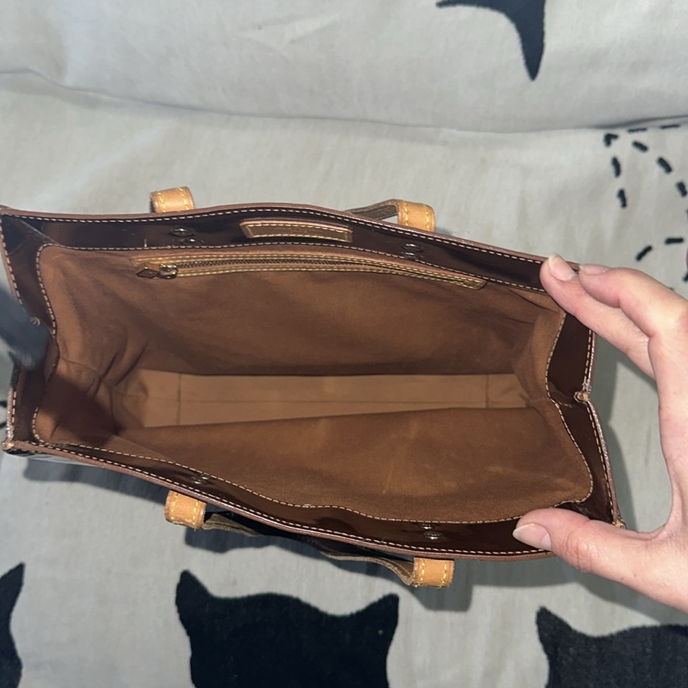 Louis Vuitton brown / metallic bronze monogram vernis tote bag 13.25 x 10 x 4.25 - Picture 8 of 17